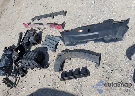 2023 Mitsubishi Outlander Sel 2.5 2Wd/Sel Black Edition 2Wd from USA, damaged, VIN JA4J3VA84PZ021608